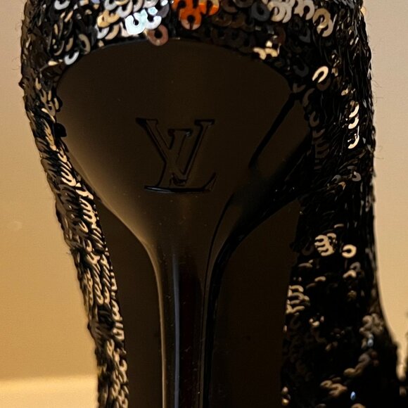 Louis Vuitton Black Sequin Heel (Size 8.5) - Picture 5 of 8
